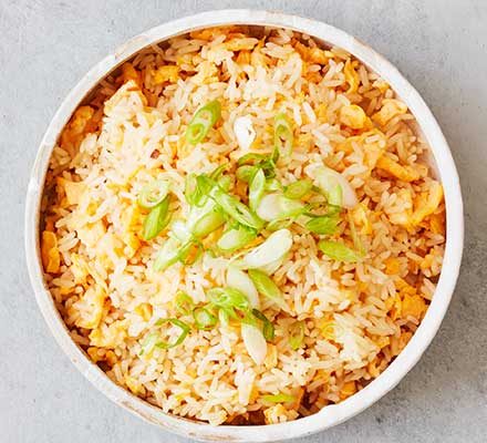 Egg Fried Rice: Simple and Savory